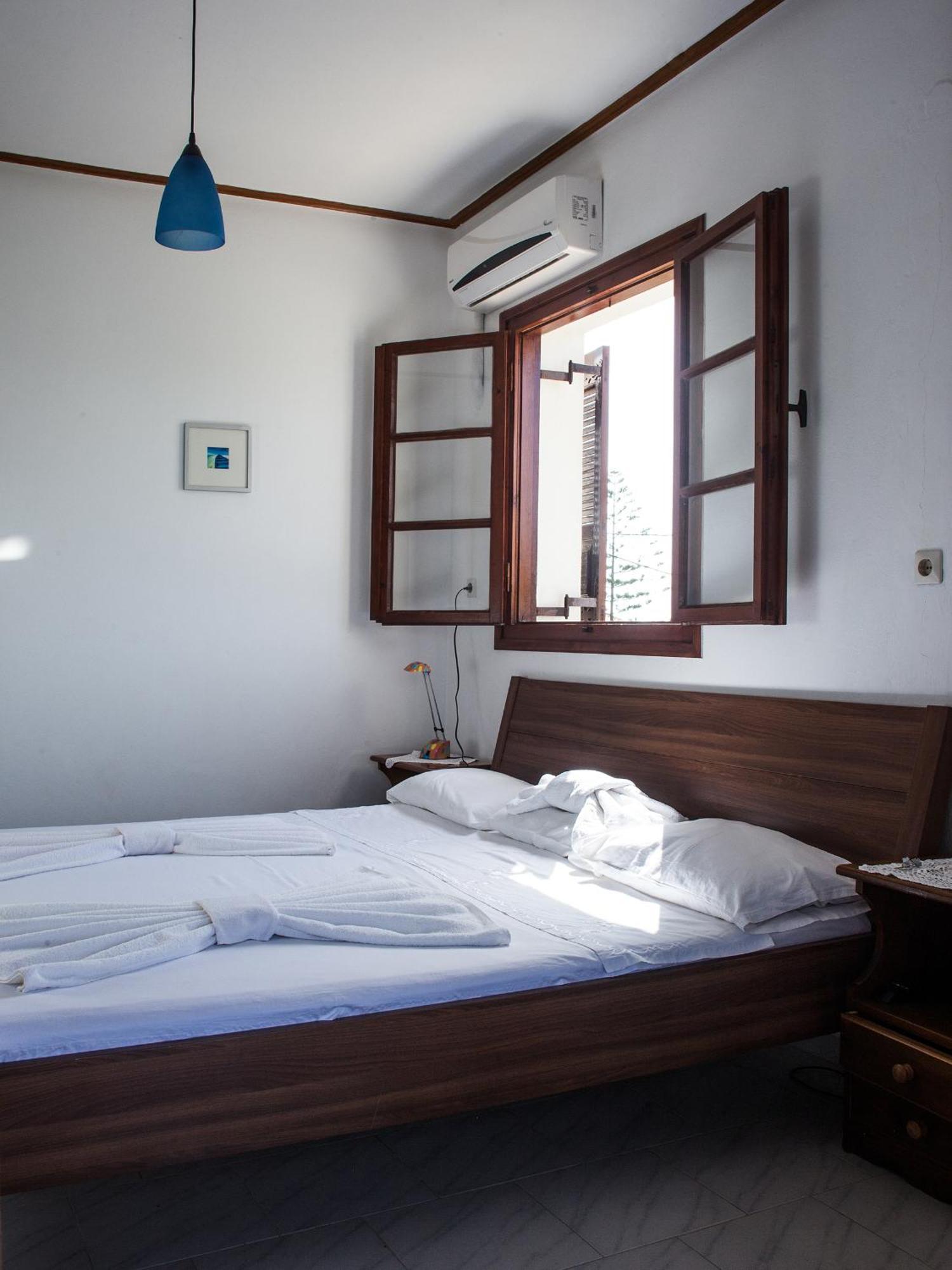 Areti Orfeas Studios Vasilikí Kamer foto